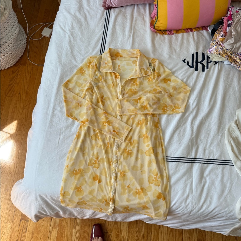 Abercrombie & Fitch Yellow Floral Long Sleeve Dress